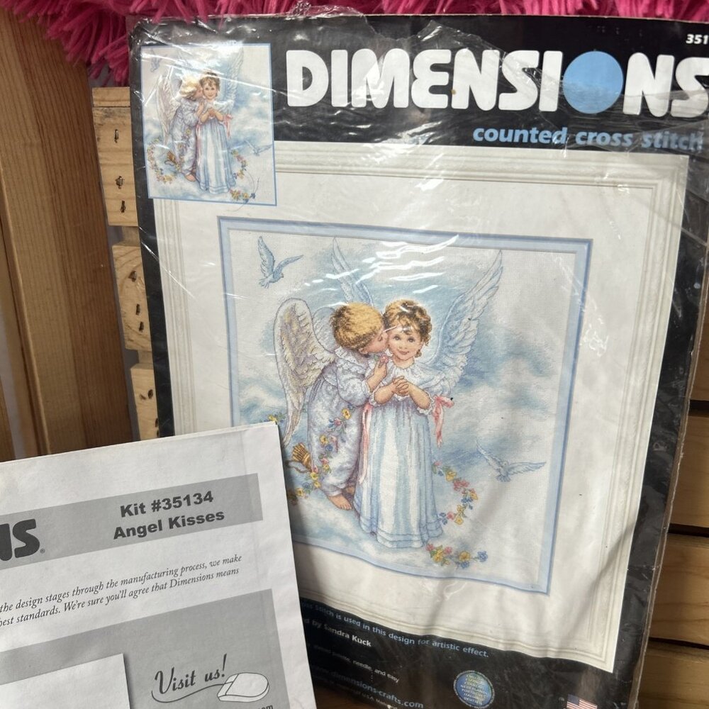 2004 Dimensions Counted Cross Stitch Kit - 35134 Angel Kisses Opened Estate Find - Picture 2 of 7